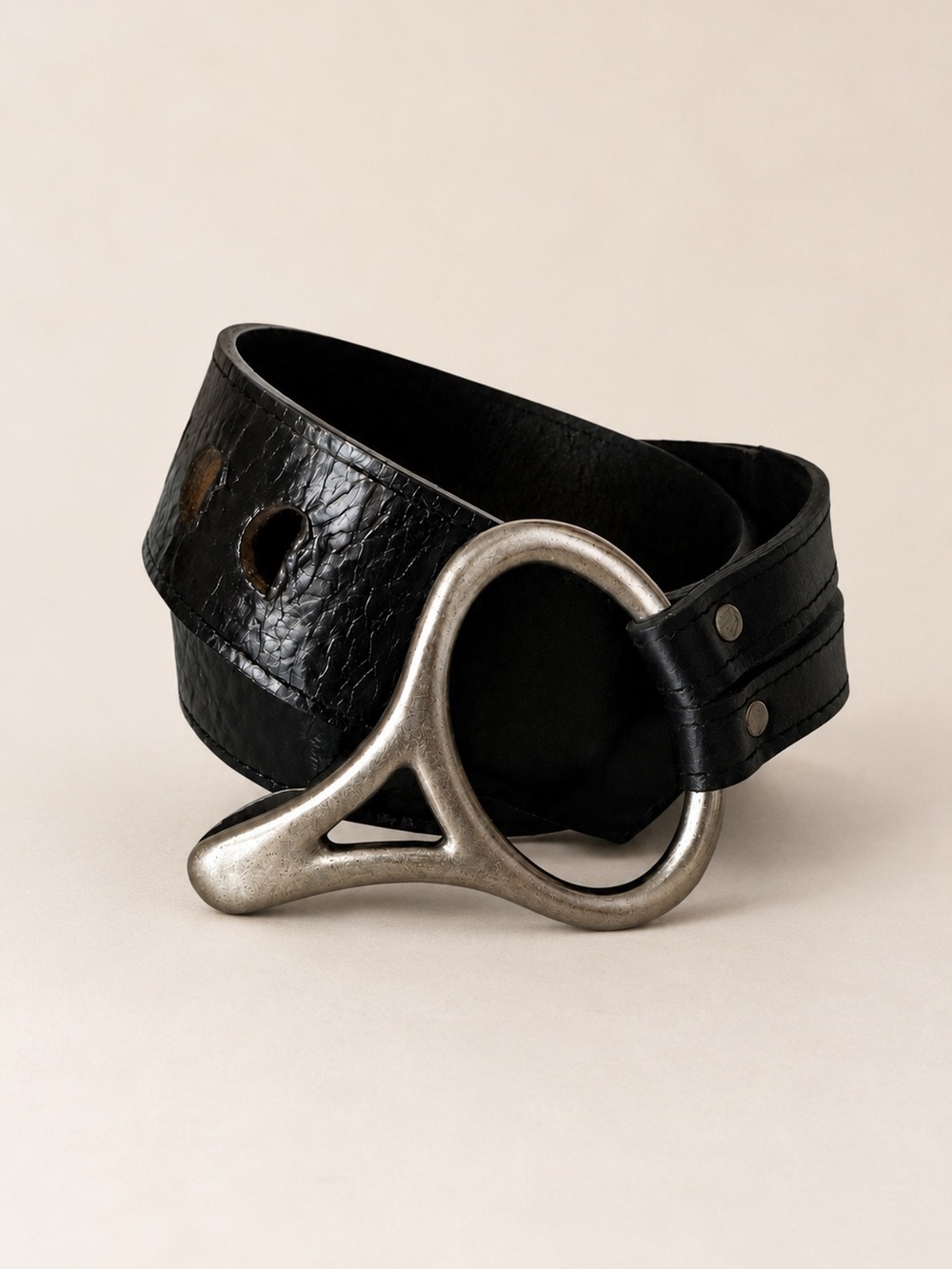 Beltshak Genuine Leather Black Statement‎ Belt
Sculptural Silver Buckle L